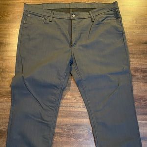 Men’s Levi’s jeans worn but EXCELLENT CONDITION